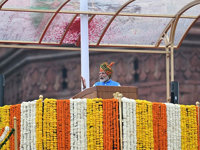 ৭৮তম স্বাধীনতা দিবসে আজ বৃহস্পতিবার রেড ফোর্টে ভাষণ দিচ্ছেন ভারতের প্রধানমন্ত্রী নরেন্দ্র মোদি । ১৫ আগস্ট, ২০২৪